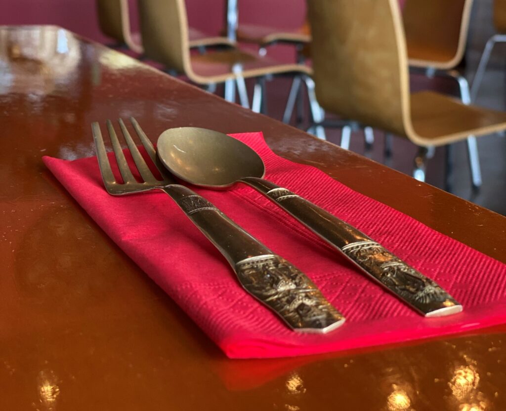 Inside the Thai Mangonui